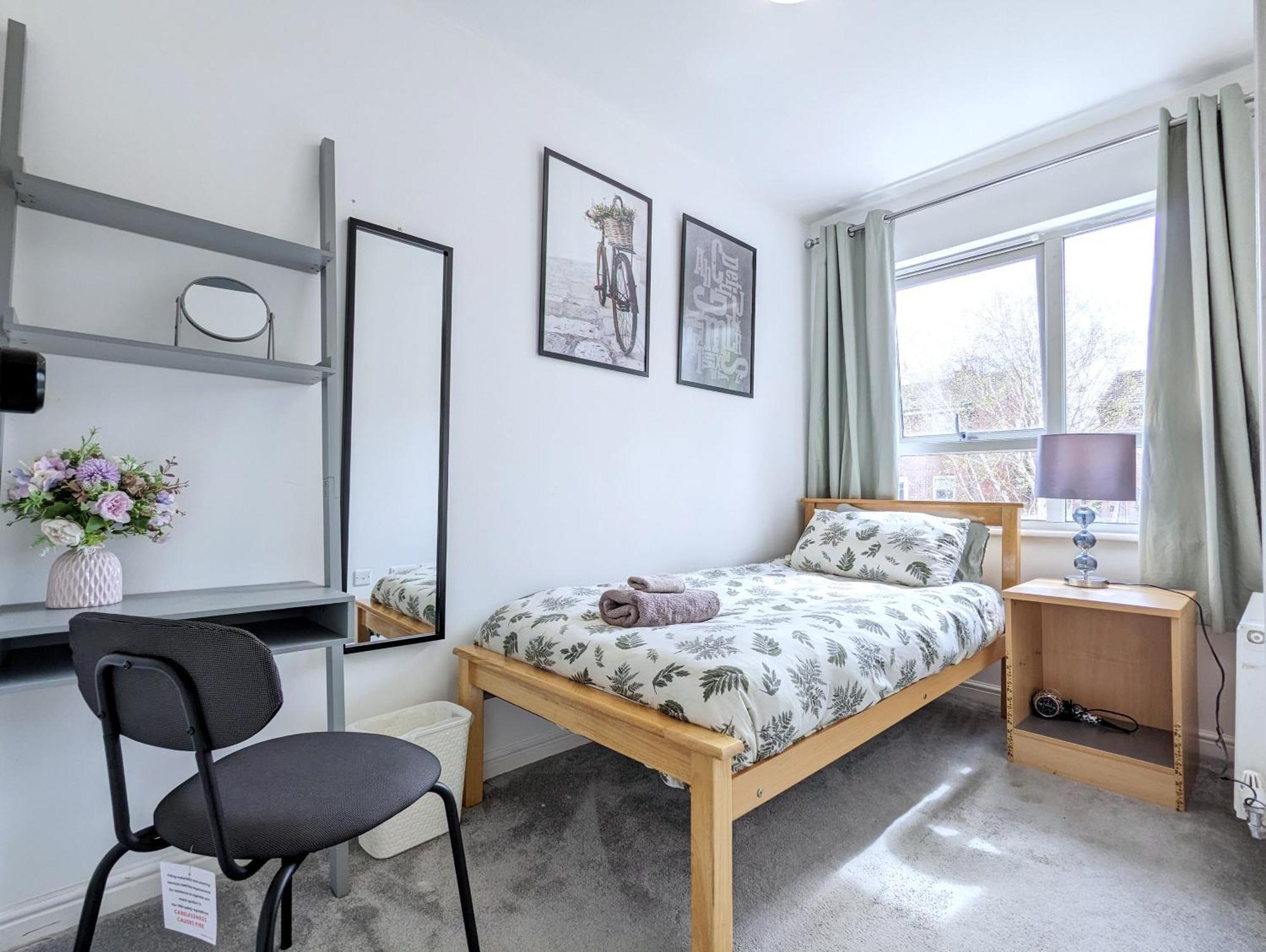 ליברפול Guest Rooms Near City Centre & Dock Free Parking מראה חיצוני תמונה